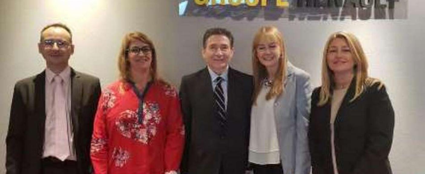 Guillaume Gibert, Martina Rojo, embajador de Francia en Argentina S.E., Pierre Henri Guignard;  gerente de Sustentabilidad de Renault Argentina, Ethel Zulli, y Livia Uriol.