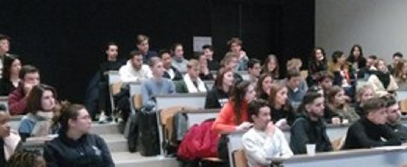 Encuentro con alumnos del Bachelor Global Business Development, 2º año.