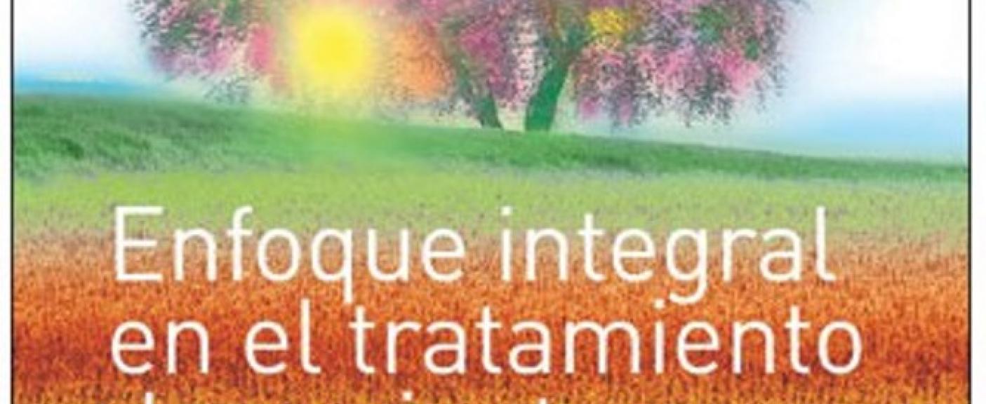 Tapa del libro “Enfoque integral en el tratamiento de pacientes oncológicos”