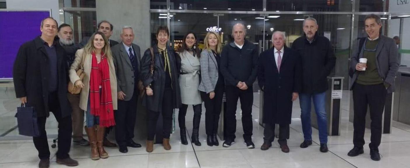 Fernando Lucero Schmidt y Alejandro Amor junto a autoridades de la USAL y de la Defensoría del Pueblo
