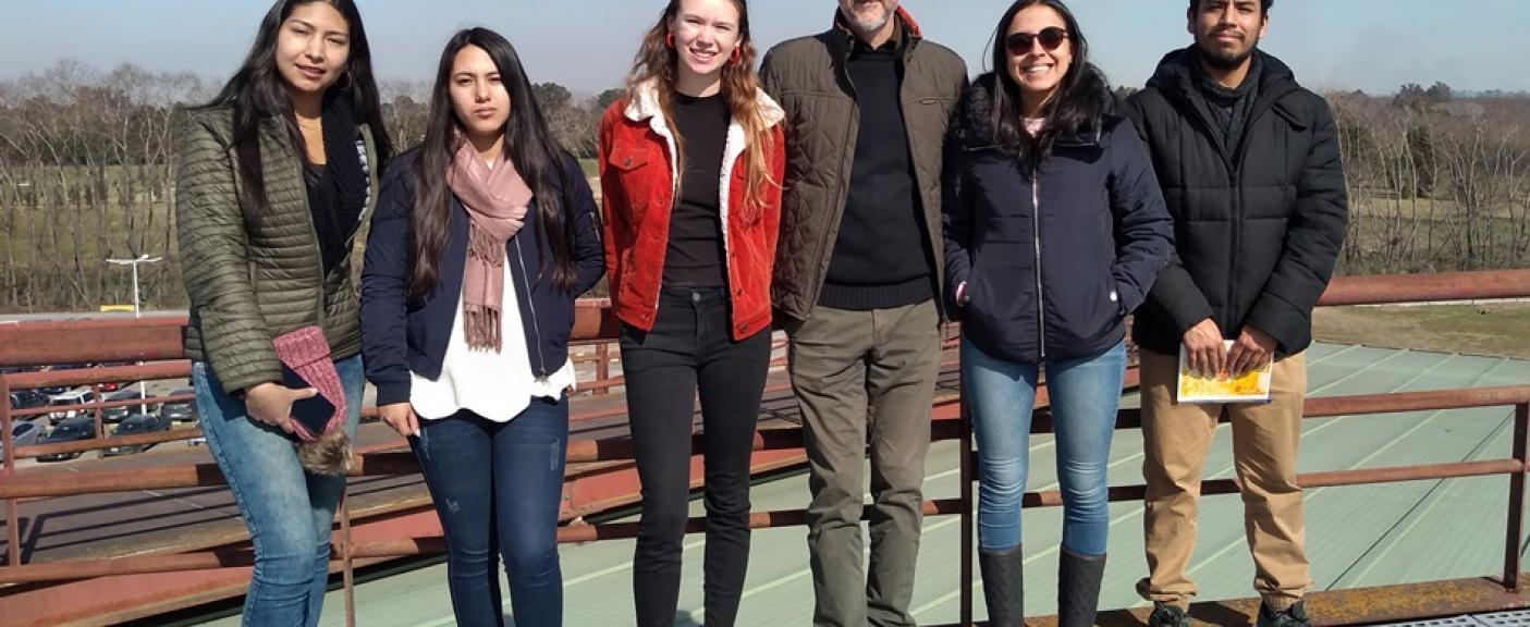 Desde la terraza del Auditorio con el Arq. De Simone, Director de la Carrera de Arquitectura.