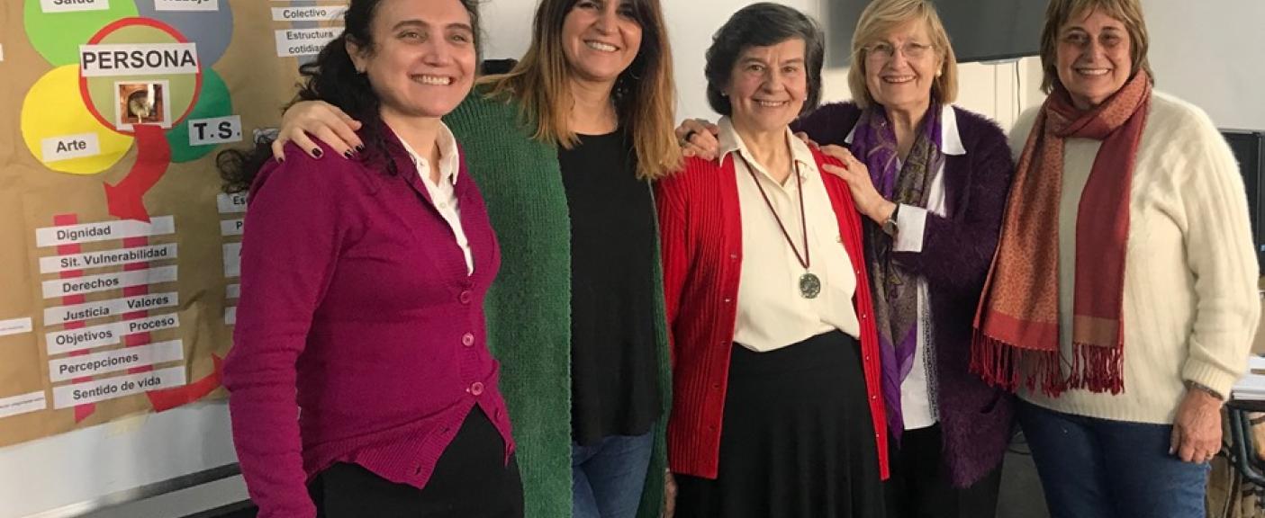 Rita Polo, Dolores Gutiérrez, Patricia Otero, Ingrid Bernsdorff y María Elena Maggio