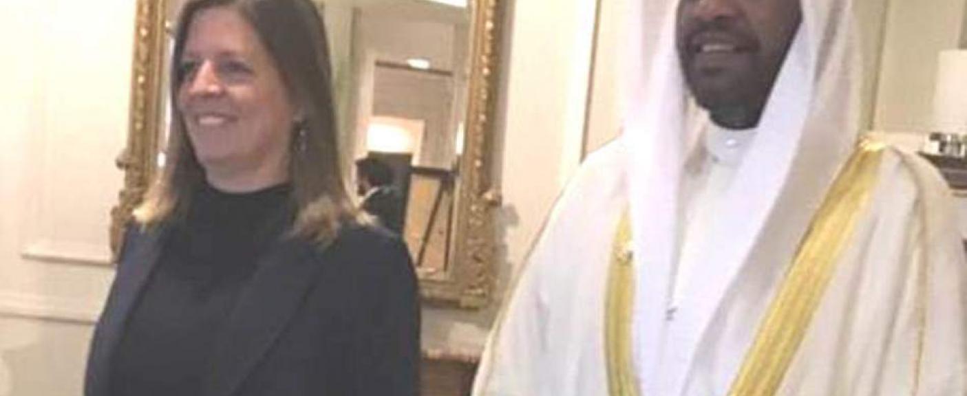 Vicerrectora Académica de la USAL, Romina Cavalli, y el Embajador de Kuwait en Argentina, S.E. Abdullah Alyahja