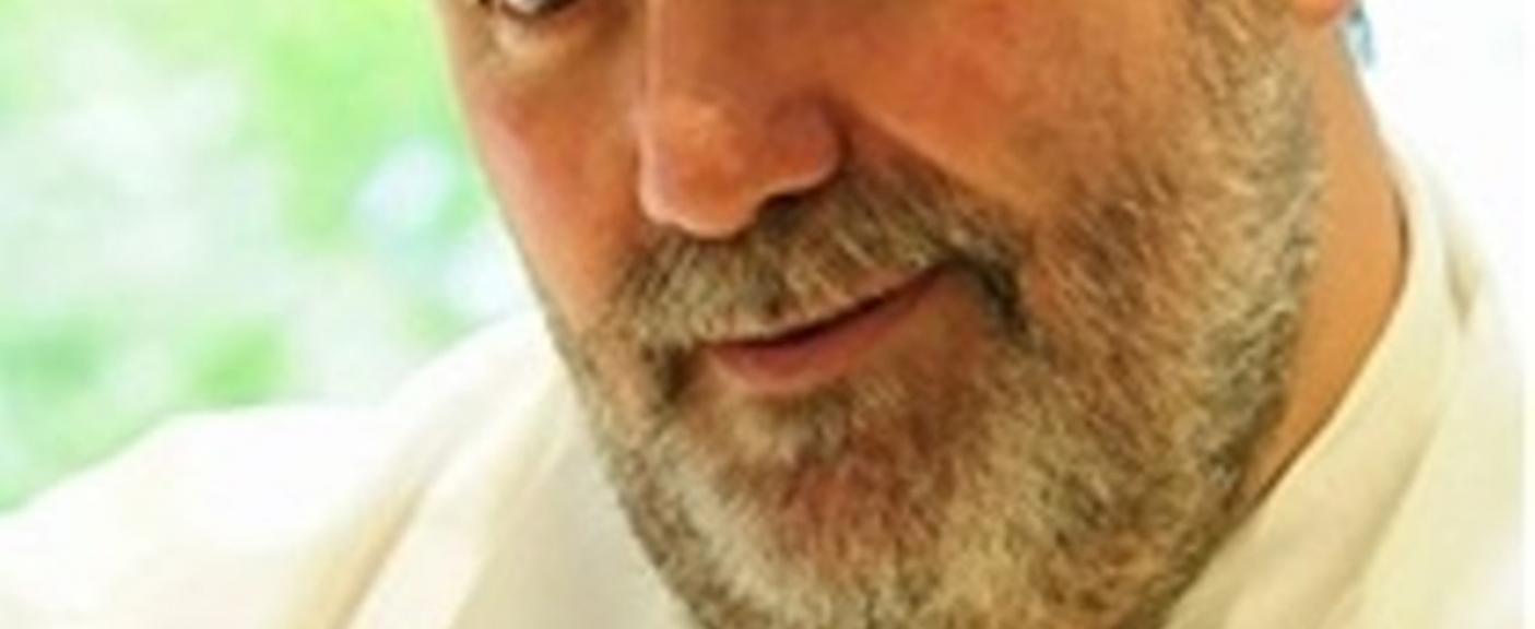 Ernesto Gil Deza