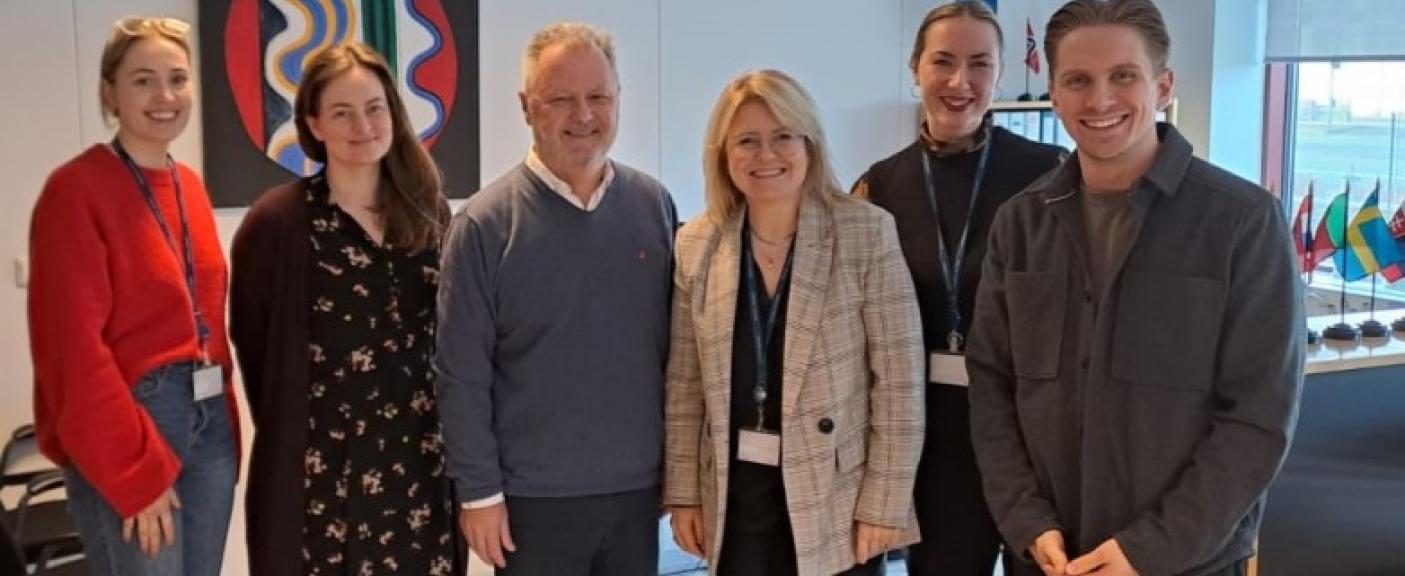 Pablo Nielsen con los miembros de la División Internacional: Svava Berglind Finsen, Nanna Teitsdóttir (Project Manager), Pablo Nielsen, Friðrika Þóra Harðardóttir (Directora), Árný Lára Sigurðardóttir y Brynjar Þór Elvarsson.