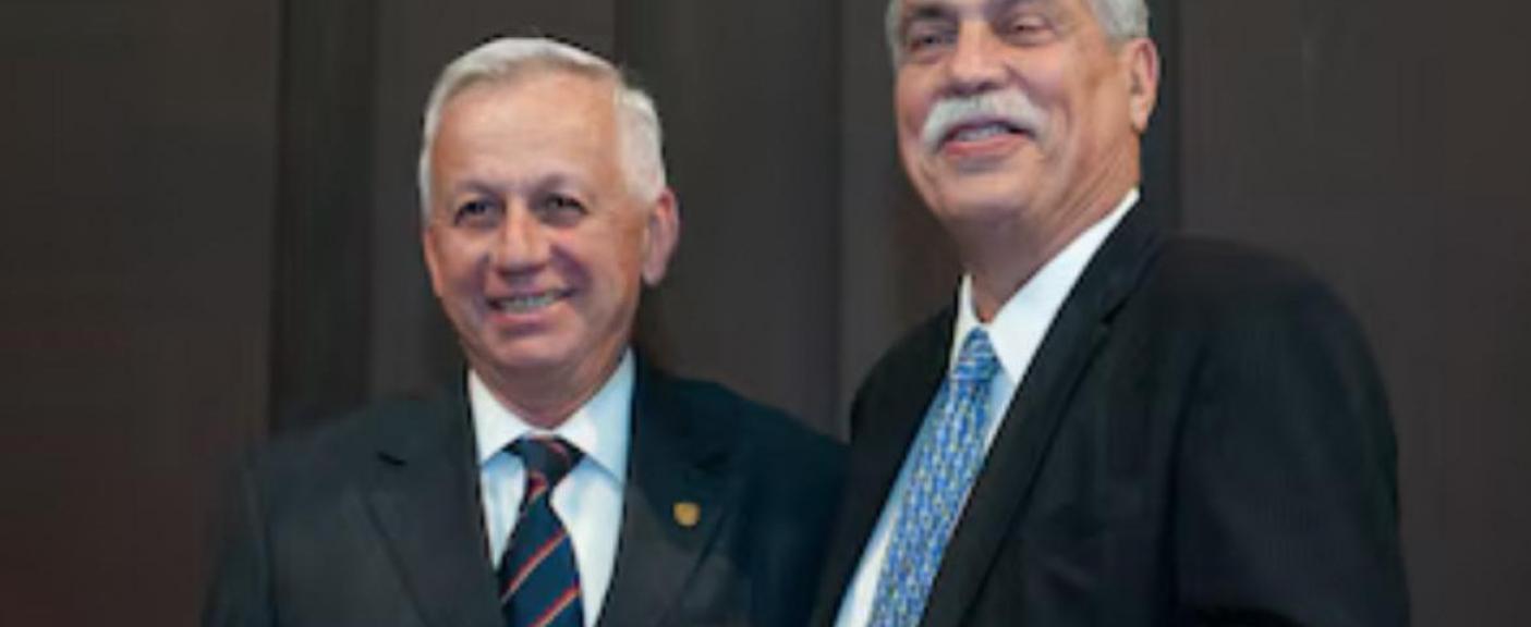 Ricardo Losardo y Daniel Martínez, Decano de la Facultad de Medicina de la USAL