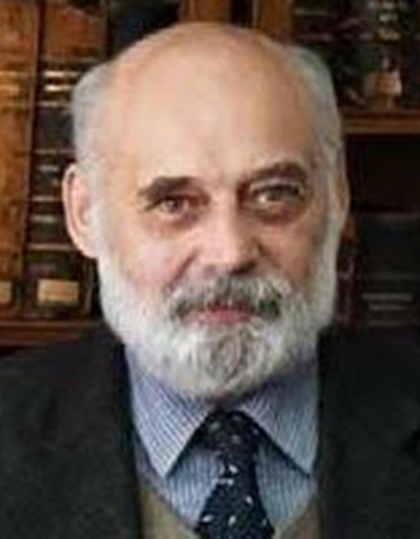 Mg. Martín Oyhanarte. 