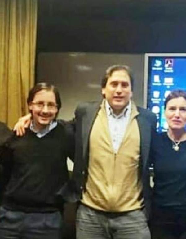Valeria Corbella, Azucena Borelle, Leandro Bevacqua, Ignacio Barreira, Silvia Comatri y Manuel Aspiroz (Docentes de la USAL)