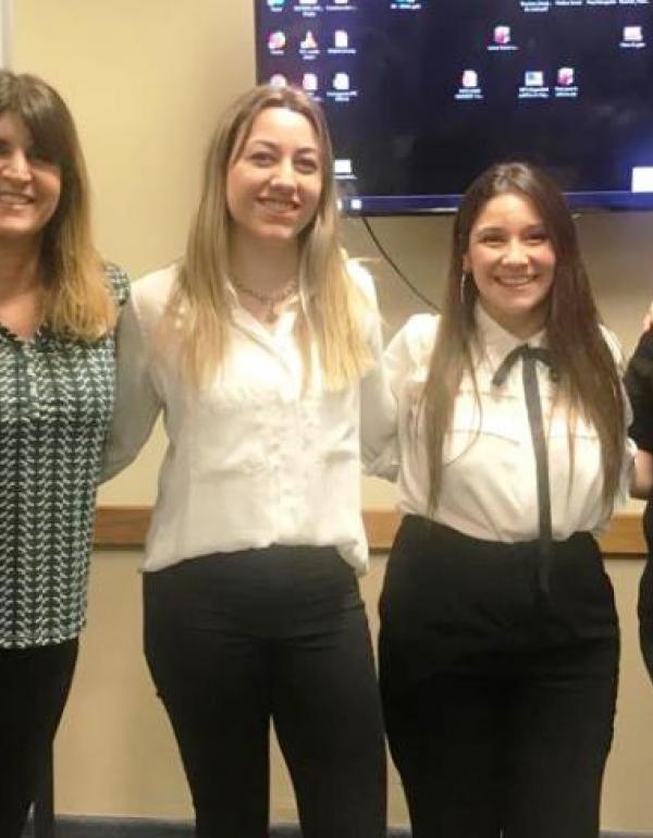 Rita Polo, Dolores Gutiérrez, Delfina de Luca, Sol Ruiz Montenegro, María Elena Maggio e Ingrid Bernsdorff