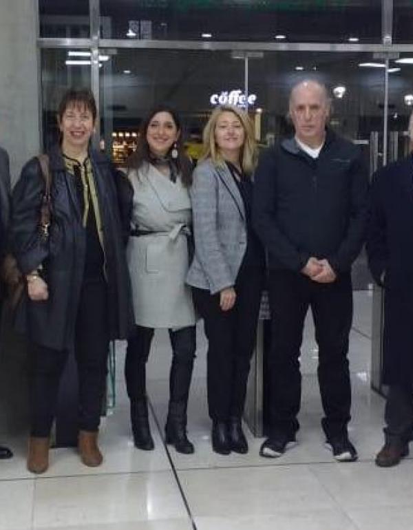 Fernando Lucero Schmidt y Alejandro Amor junto a autoridades de la USAL y de la Defensoría del Pueblo