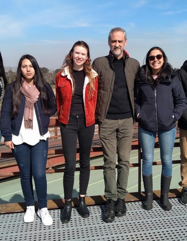 Desde la terraza del Auditorio con el Arq. De Simone, Director de la Carrera de Arquitectura.
