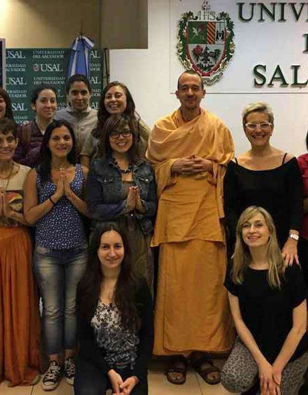 Swami BV Padmanabha y alumnos 