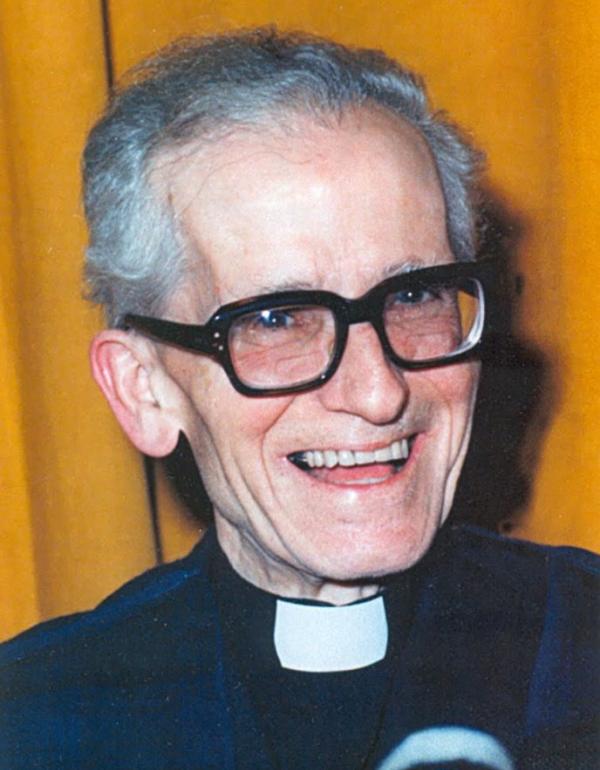 Padre Ismael Quiles S.J.