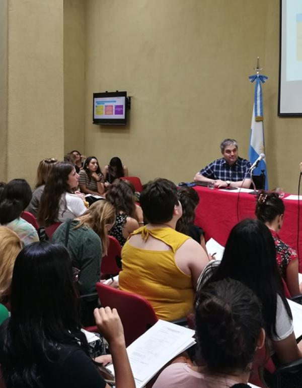 Con la presencia de asesores y de representantes de Study Ba, se dio la bienvenida a los estudiantes. 