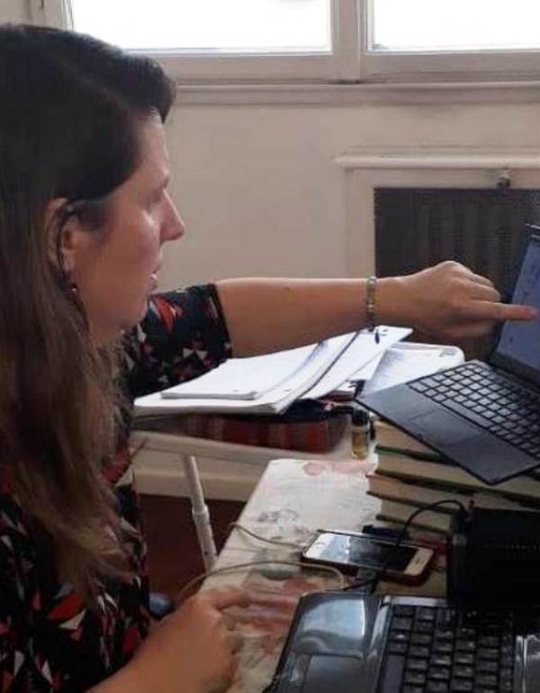 1)	Trad. Verónica Repetti, Prosecretaria académica