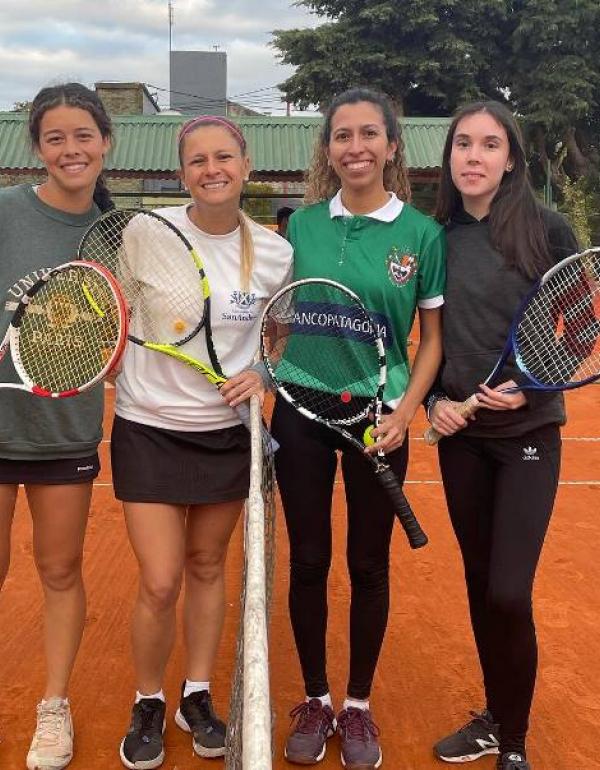 Seleccionado “Nuestra Señora de Luján” (a la derecha) frente a San Andrés.