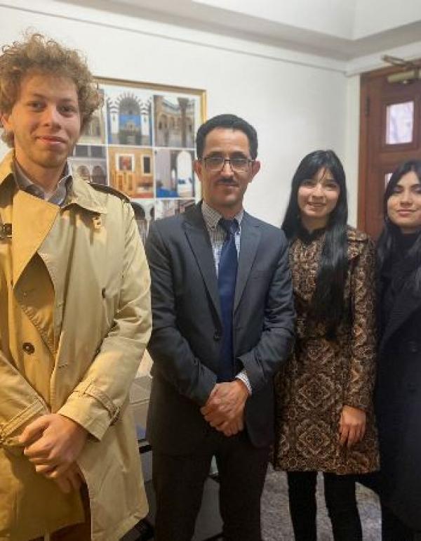 Los estudiantes Cinthia Calderón, Julieta Bustamante, Florencia Copa Liendro y Martín Celotto