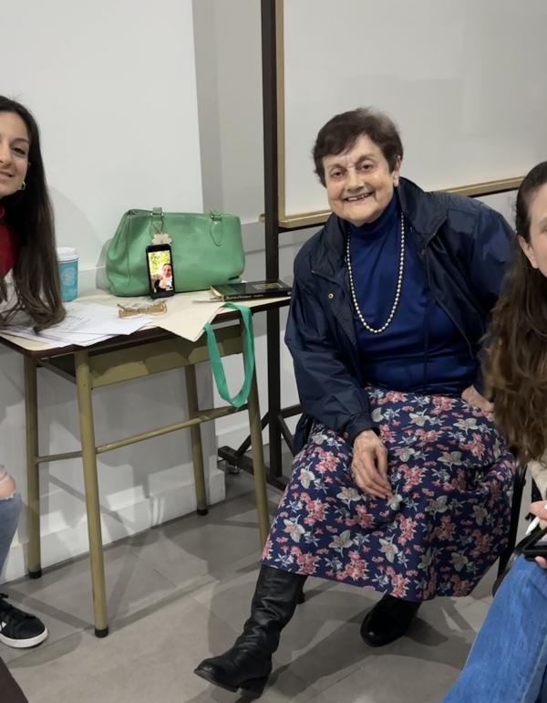 Guadalupe García, Silvina Barna (virtual), Malvina Aparicio y Laura Calderón.