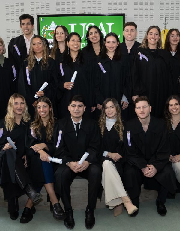 Graduados de la Carrera de Odontología de la Facultad de Medicina USAL-AOA Promoción 2023.