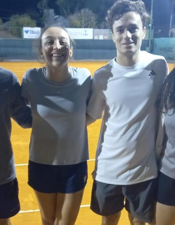 Nuestros singles en Tenis Femenino y Masculino.