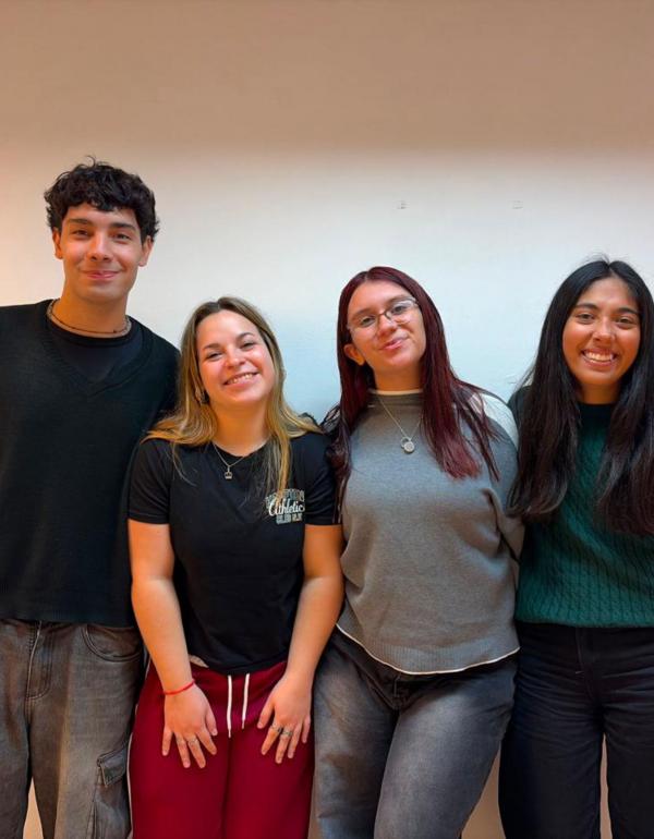 Santiago Talavera, Morena Cassiodoro, Emma Hilgenberg y Milagros Leo. 