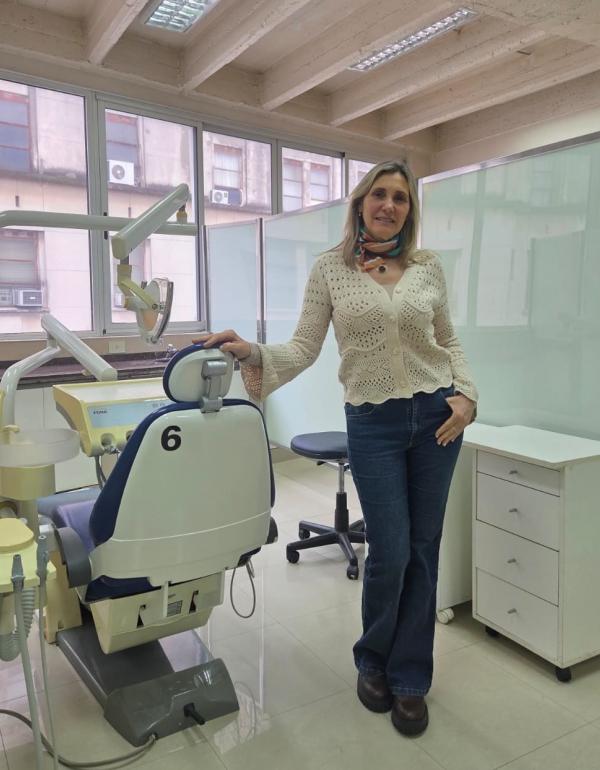 Dra. Adriana Lombardo