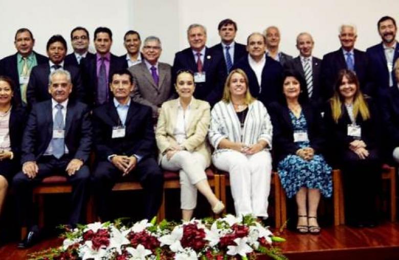 Asistentes a la XXXVI Reunión de la Asociación de Facultades y Escuelas de Ciencias Veterinarias del Mercosur y Países Asociados.