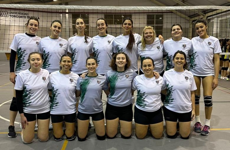 Selección “Virgen de Lourdes” de Voleibol Femenino.