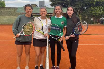 Seleccionado “Nuestra Señora de Luján” (a la derecha) frente a San Andrés.