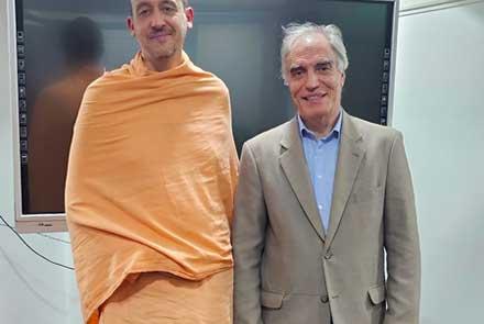 Swami Padmanabha y Dr. Carlos Rúa