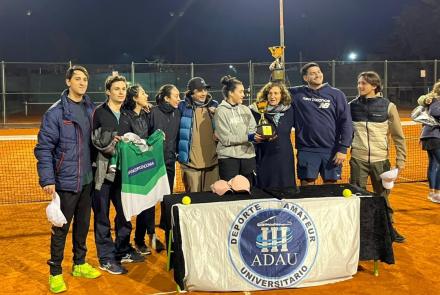 USAL Campeón en Damas y Caballeros.