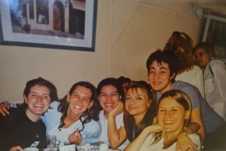 Marcela Feudale junto a sus compañeras en el Bar Goros -Foto cortesía de Feudale